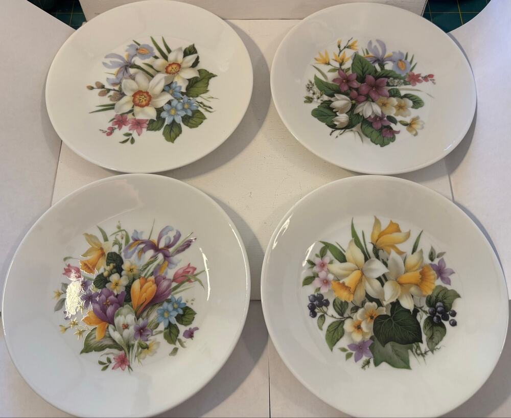 French Porcelain Appetizer Desert/Canapé Plates ROCHARD Limoges France 6"